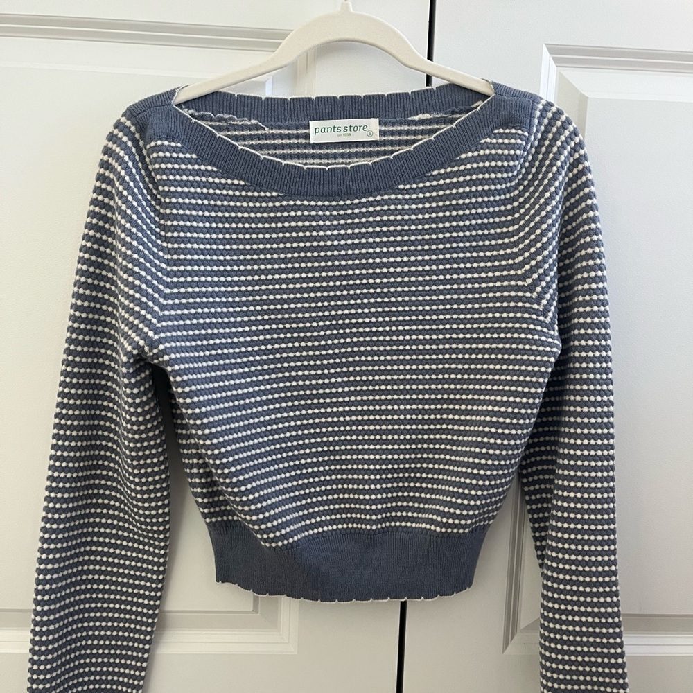 Chic Off-the-Shoulder Gray Striped Sweater